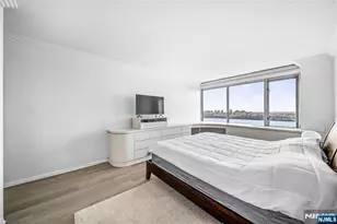 6 Horizon Road 1605, Fort Lee, NJ 07024 - Photo 17