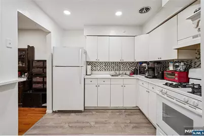 366 Hoover Avenue 119 #119, Bloomfield, NJ 07003 - Photo 5