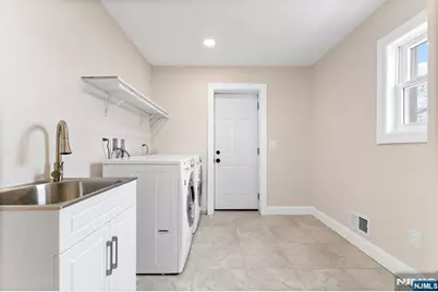 116 Rockwood Place, Englewood, NJ 07631 - Photo 9