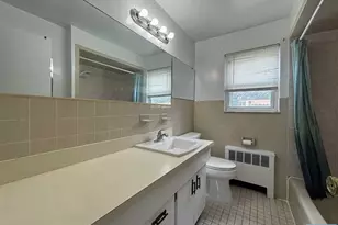 2004 Hoefleys Ln, Fort Lee, NJ 07024 - Photo 9