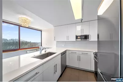 100 Old Palisade Road 1604 #1604, Fort Lee, NJ 07024 - Photo 7