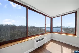 100 Old Palisade Road 1604, Fort Lee, NJ 07024 - Photo 3