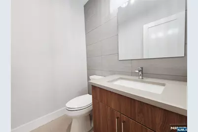 237 Grantwood Boulevard B #B, Palisades Park, NJ 07650 - Photo 21