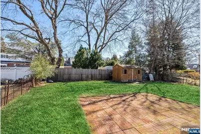 451 Central Park Drive, New Milford, NJ 07646 - Photo 19