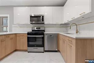 76 Mission St, Montclair, NJ 07042 - Photo 15