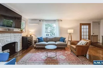 1125 W Laurelton Parkway, Teaneck Township, NJ 07666 - Photo 3