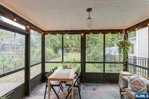 1125 W Laurelton Pkwy, Teaneck Township, NJ 07666 - Photo 23