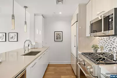 1200 Ave At Port Imperial 513 #513, Weehawken, NJ 07086 - Photo 11