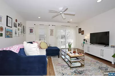 2051 Charles Court, Mahwah, NJ 07430 - Photo 11