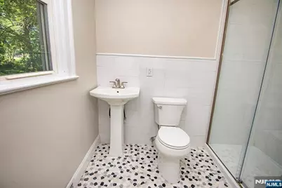 126 Grant Avenue, Cresskill, NJ 07626 - Photo 11