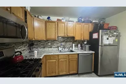 2098 Francis Court 2098 #2098, Mahwah, NJ 07430 - Photo 7