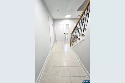 426 Hillside Avenue 1 #1, Palisades Park, NJ 07650 - Photo 3
