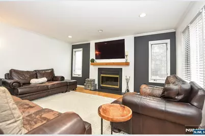 37 Niagara Drive 37 #37, Mahwah, NJ 07430 - Photo 9