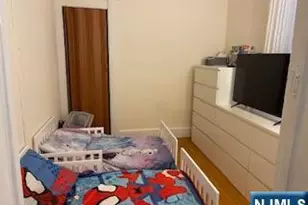 379 Undercliff Ave 5, Edgewater, NJ 07020 - Photo 5