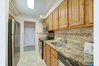 377 S Harrison Street 9E #9E, East Orange, NJ 07018 - Photo 1