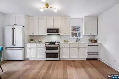 27 W Hartshorn Terrace, West Orange Township, NJ 07052 - Photo 15