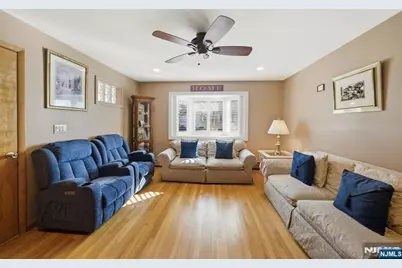 24 Maple Avenue, Waldwick, NJ 07463 - Photo 19