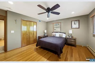 24 Maple Avenue, Waldwick, NJ 07463 - Photo 27