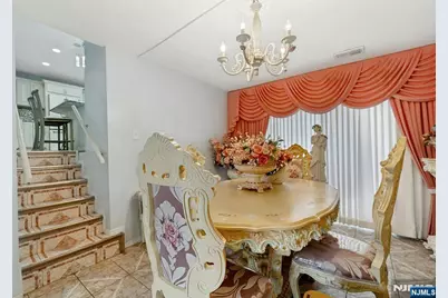 8 Monaghan Road, Edison, NJ 08817 - Photo 7