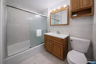 20 Concord St, Jersey City, NJ 07306 - Photo 27