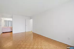 200 Winston 617, Cliffside Park, NJ 07010 - Photo 9