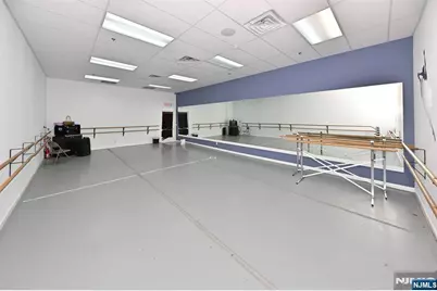 60 Whitney Road 10 #10, Mahwah, NJ 07430 - Photo 13