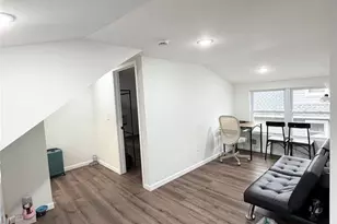 264 Greylock Pkwy, Belleville, NJ 07109 - Photo 15