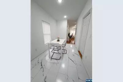 264 Greylock Parkway, Belleville, NJ 07109 - Photo 3