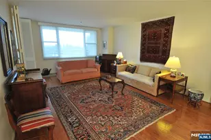 2200 Central Road 15N, Fort Lee, NJ 07024 - Photo 7