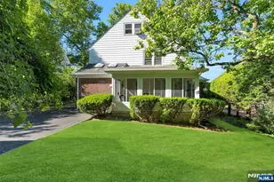 30 Brinkerhoff Ave, Teaneck Township, NJ 07666 - Photo 27