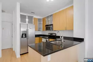 26 Ave At Port Imperial 309, West New York, NJ 07093 - Photo 3