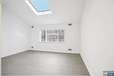 66 Park Avenue C #C, Park Ridge, NJ 07656 - Photo 9