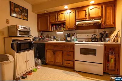 71 W Madison Avenue, Dumont, NJ 07628 - Photo 17