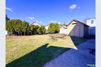 227 Washington Avenue, Hackensack, NJ 07601 - Photo 33