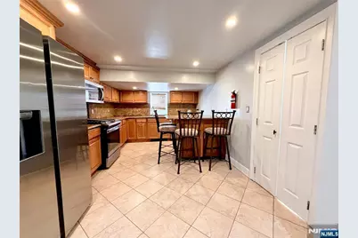 227 Washington Avenue, Hackensack, NJ 07601 - Photo 3