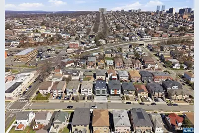 211 E Harriet Avenue A #A, Palisades Park, NJ 07650 - Photo 47