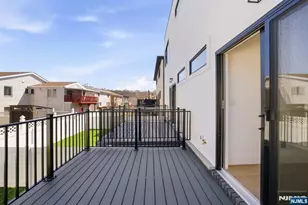 211 E Harriet Ave A, Palisades Park, NJ 07650 - Photo 17