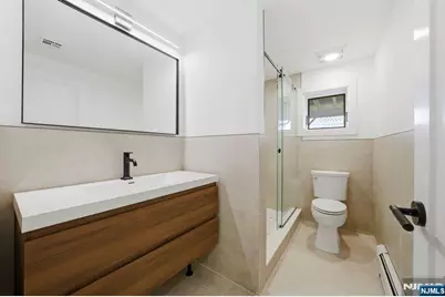 211 E Harriet Avenue B #B, Palisades Park, NJ 07650 - Photo 37