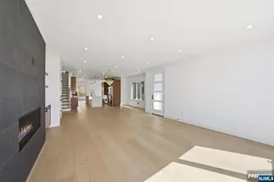 211 E Harriet Ave B, Palisades Park, NJ 07650 - Photo 9