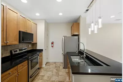 26 Ave At Port Imperial 117 #117, West New York, NJ 07093 - Photo 3