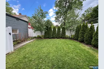 33 Claremont Avenue, Montclair, NJ 07042 - Photo 41