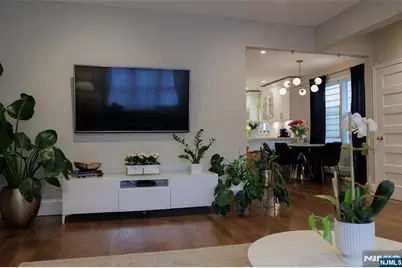 33 Claremont Avenue, Montclair, NJ 07042 - Photo 17