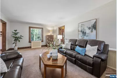 93 Carlton Avenue, Ho Ho Kus, NJ 07423 - Photo 13