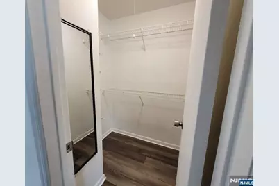 2004 Hawthorne Lane, Mahwah, NJ 07430 - Photo 5