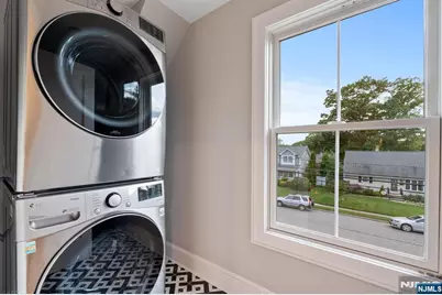 395 Colonial Boulevard, Washington Township, NJ 07676 - Photo 29