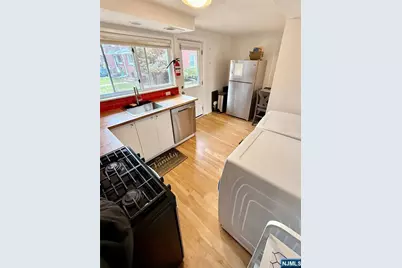 130 Glenbrook Parkway 4D #4D, Englewood, NJ 07631 - Photo 3