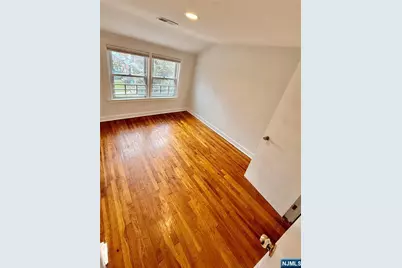 130 Glenbrook Parkway 4D #4D, Englewood, NJ 07631 - Photo 7