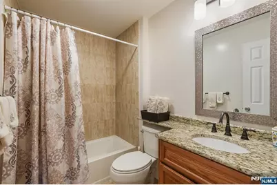 1810 Faulkner Court, Mahwah, NJ 07430 - Photo 27