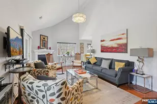 1810 Faulkner Ct, Mahwah, NJ 07430 - Photo 11