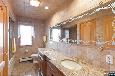 512 Van Bussum Avenue, Garfield, NJ 07026 - Photo 21